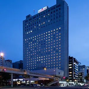 札幌全日空皇冠假日酒店 酒店
